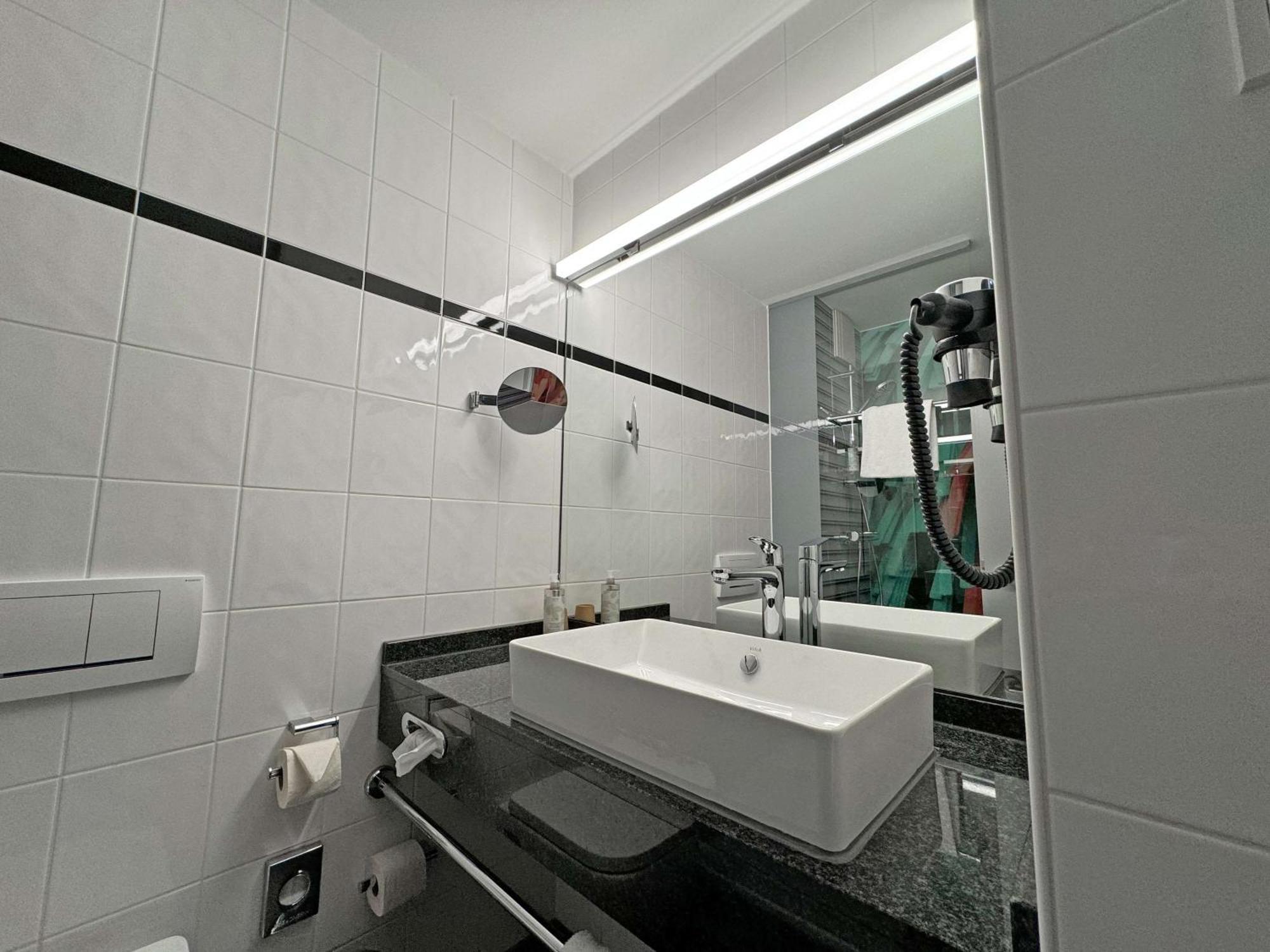 Отель Ibis Styles Неккарзульм Экстерьер фото